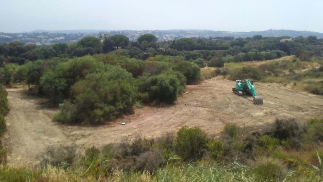 Land in Sotogrande, San Roque, Andalusia 1 - 16478837