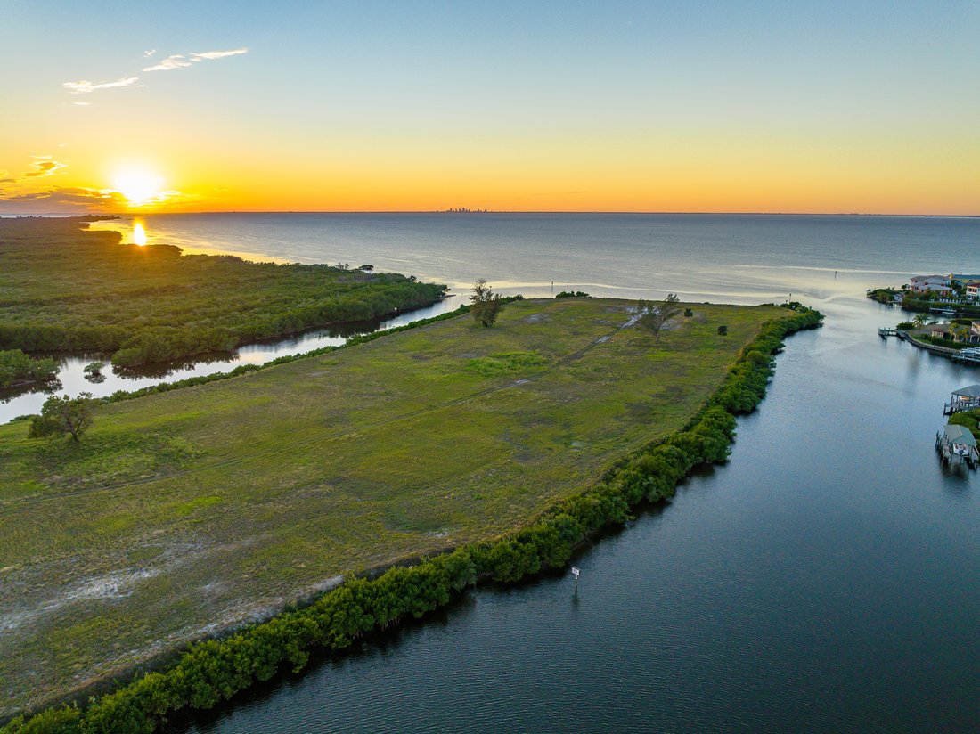 Land in Apollo Beach, Florida, United States 5 - 16479011