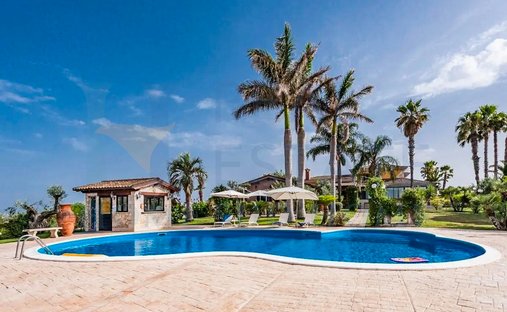 Villa in Center, Noto, Sicily 1