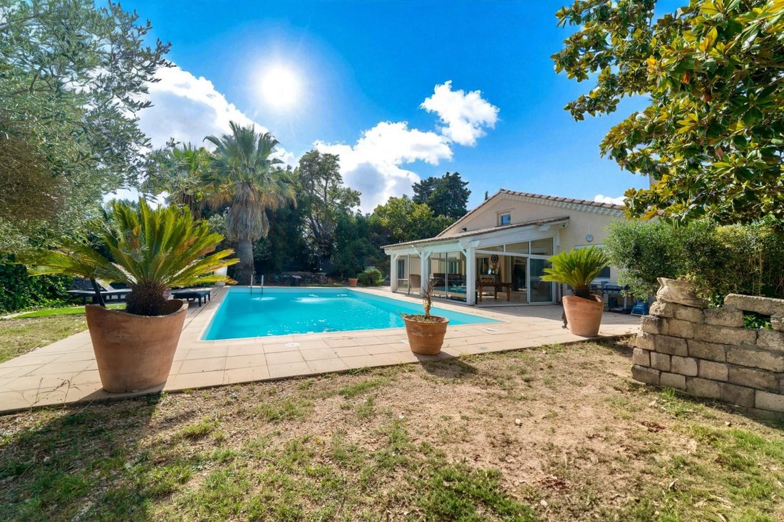 Villa in Centre Ville, Mauguio, France 2 - 16472655