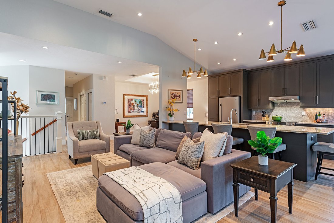 Condo in Naples, Florida, United States 3 - 16483465