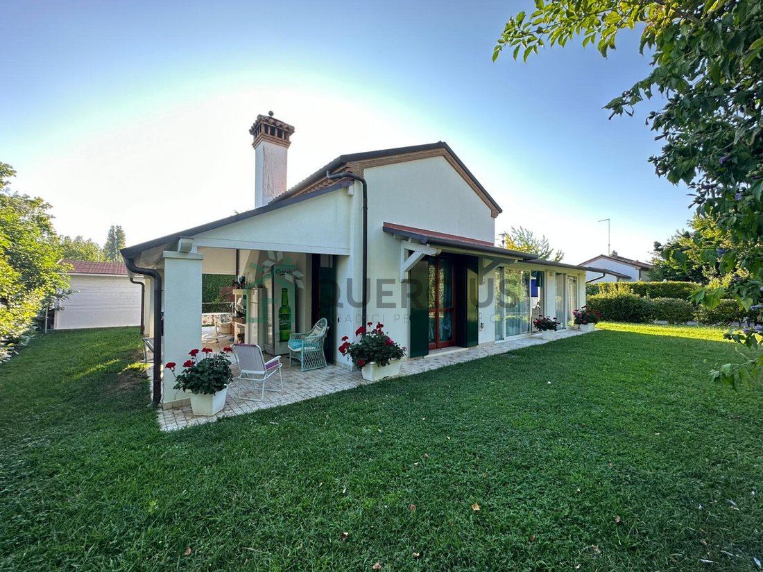 Villa in Lido di Jesolo, Jesolo, Veneto 1 - 14978639
