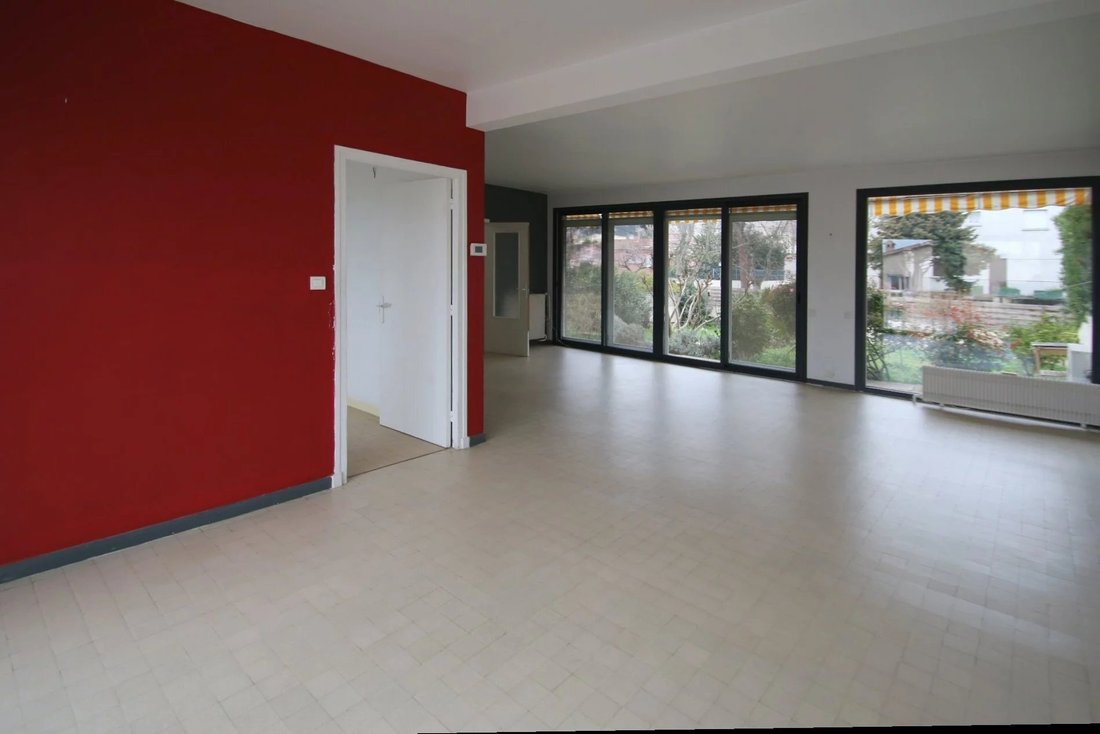 Villa in Jonquieres Centre, Martigues, France 1 - 16483980