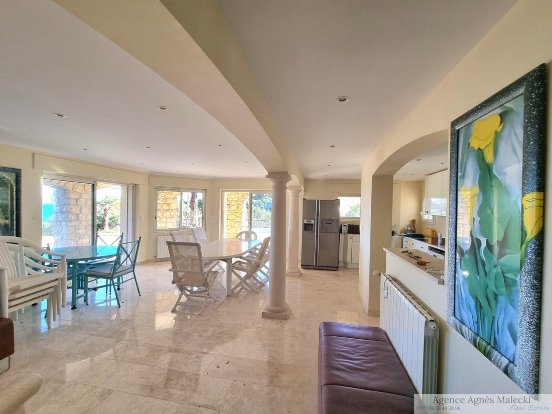 Villa in Nord, Cavalaire-sur-Mer, France 4 - 16415836