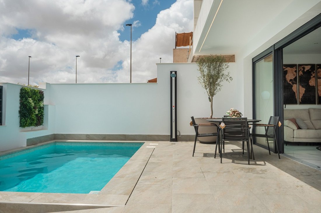 Villa in San Pedro del Pinatar, Región de Murcia, Spain 2 - 16481062
