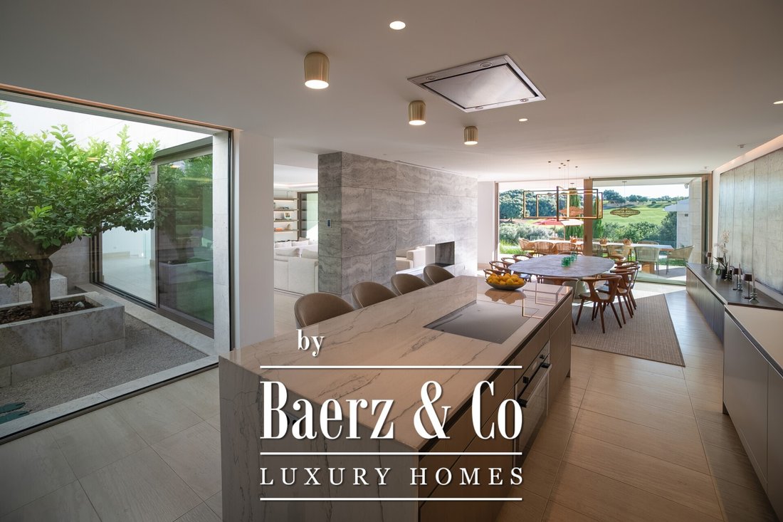 Villa in Sotogrande, San Roque, Andalusia 5 - 16482099