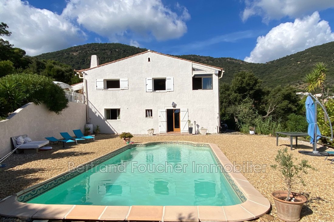 Villa in Sud, Cavalaire-sur-Mer, France 2 - 16480285