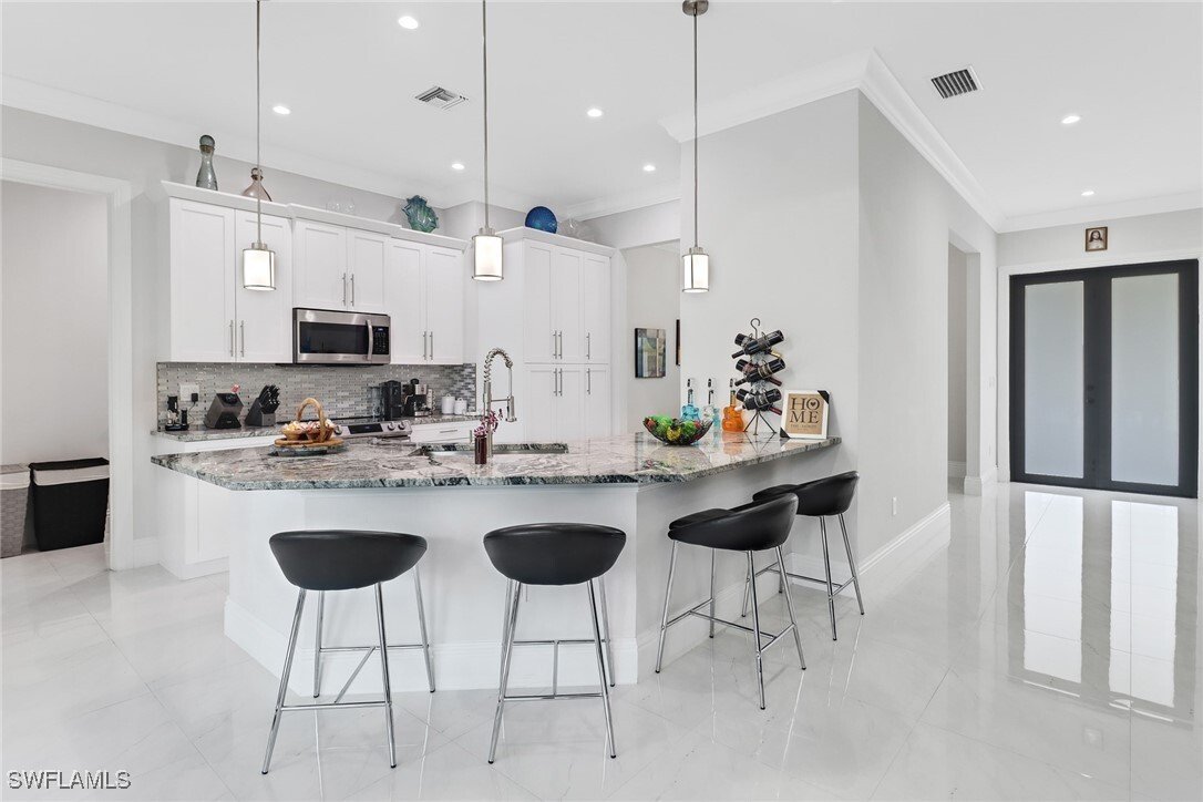 House in Naples, Florida, United States 3 - 16480314