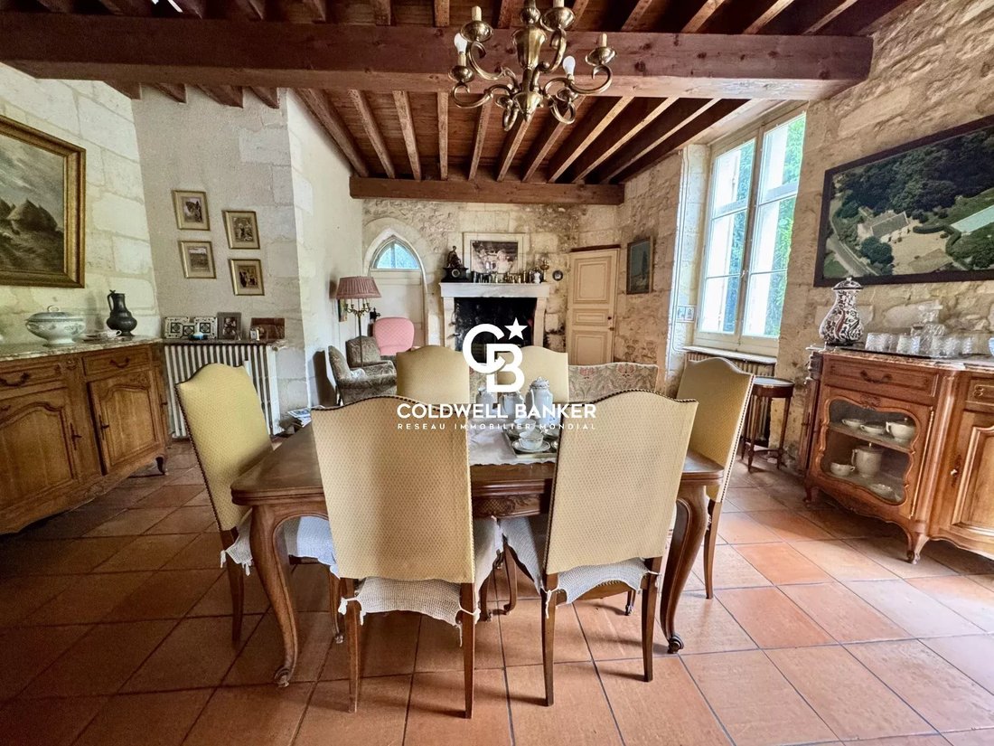 Castle in La Terrasse, Saint-Loubes, France 5 - 15959547