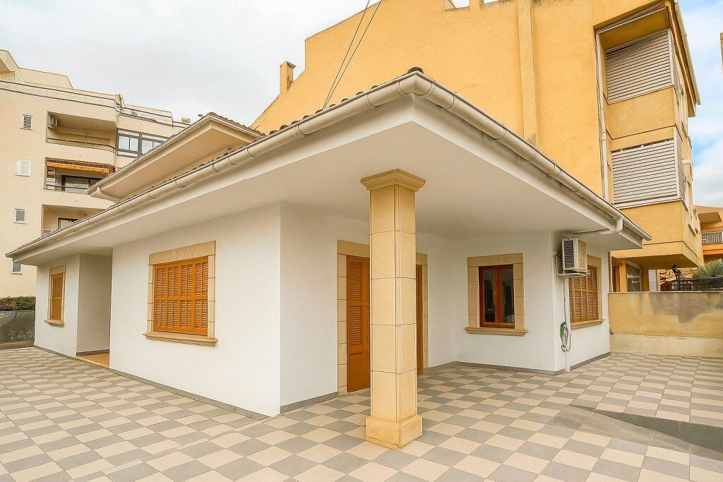 Villa in Alcudia, Balearic Islands, Spain 1 - 16482115
