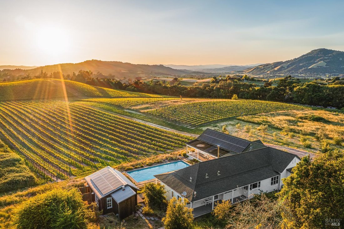 House in Santa Rosa, California, United States 2 - 16480727