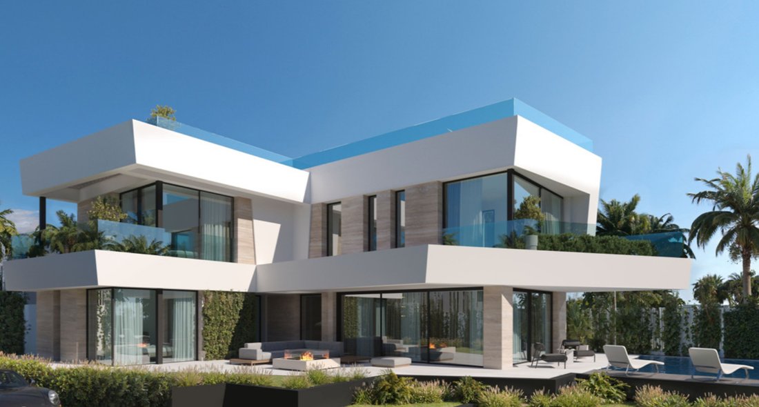 Villa in Elviria-Cabopino, Marbella, Spain 1 - 16483717