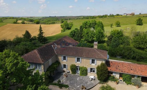 House in Barran, Occitania, France 1