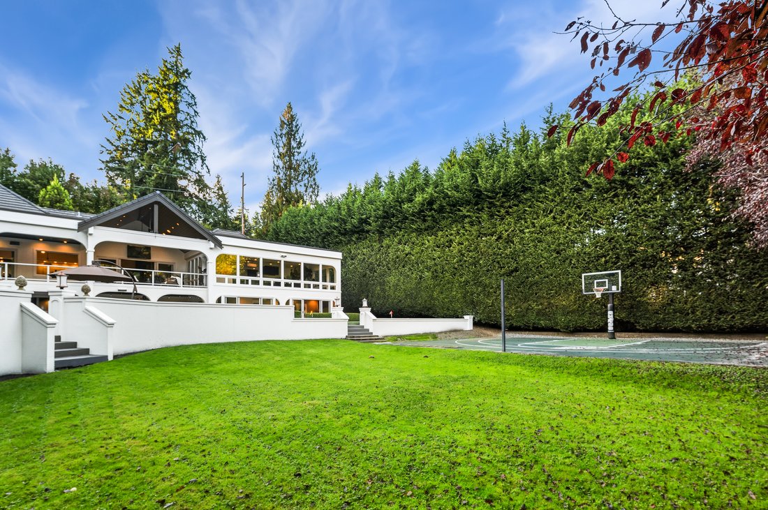 House in Bellevue, Washington, United States 5 - 16481535