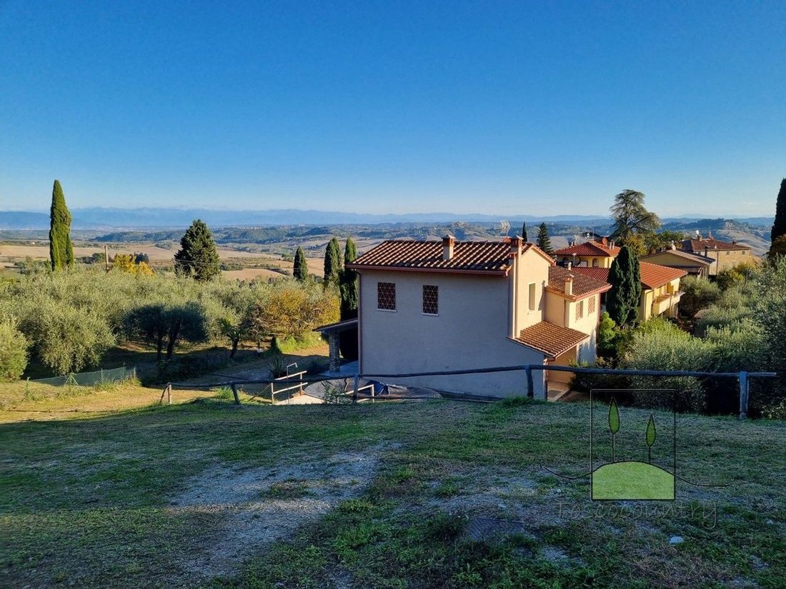 Villa in Chianni, Tuscany, Italy 5 - 16482095