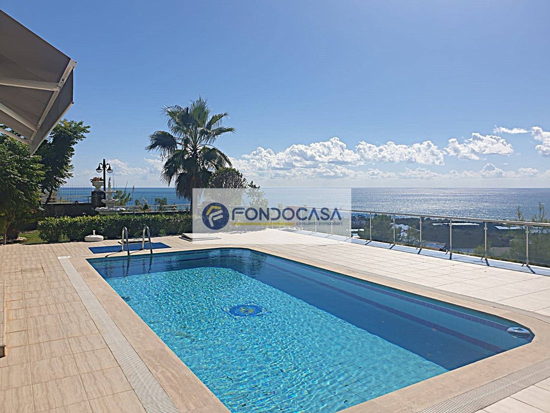 Villa in Alanya, Türkiye 1 - 16482658