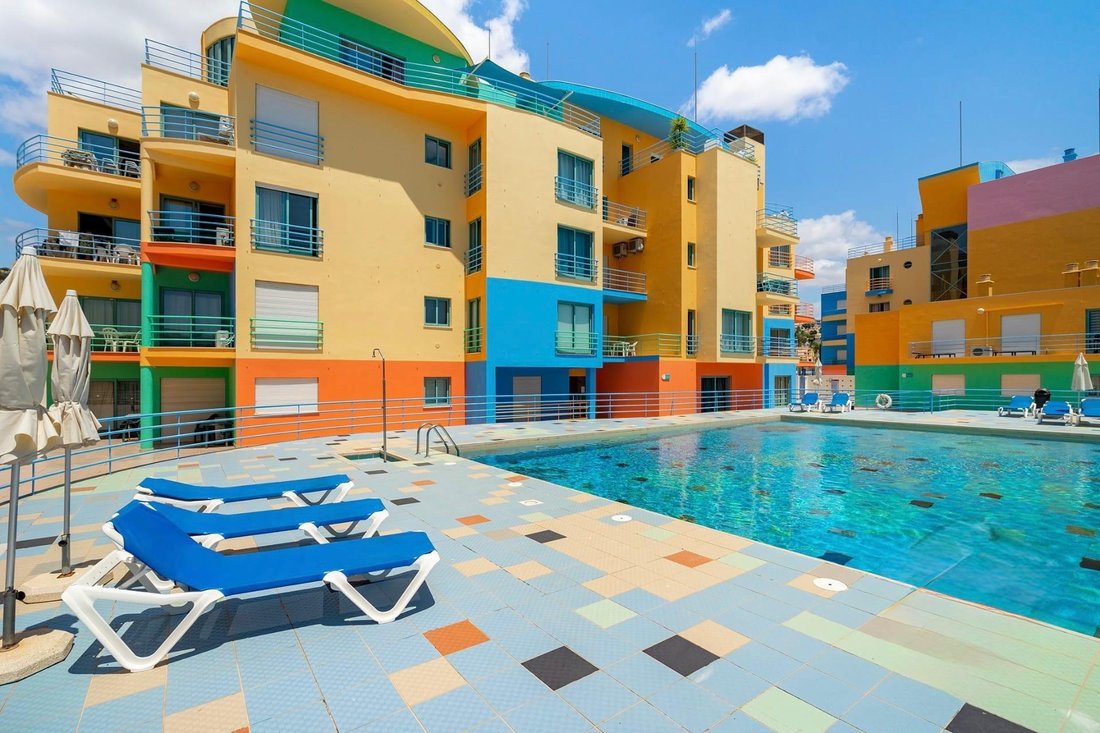 Apartment in Olhos de Agua, Algarve, Portugal 1 - 16483566
