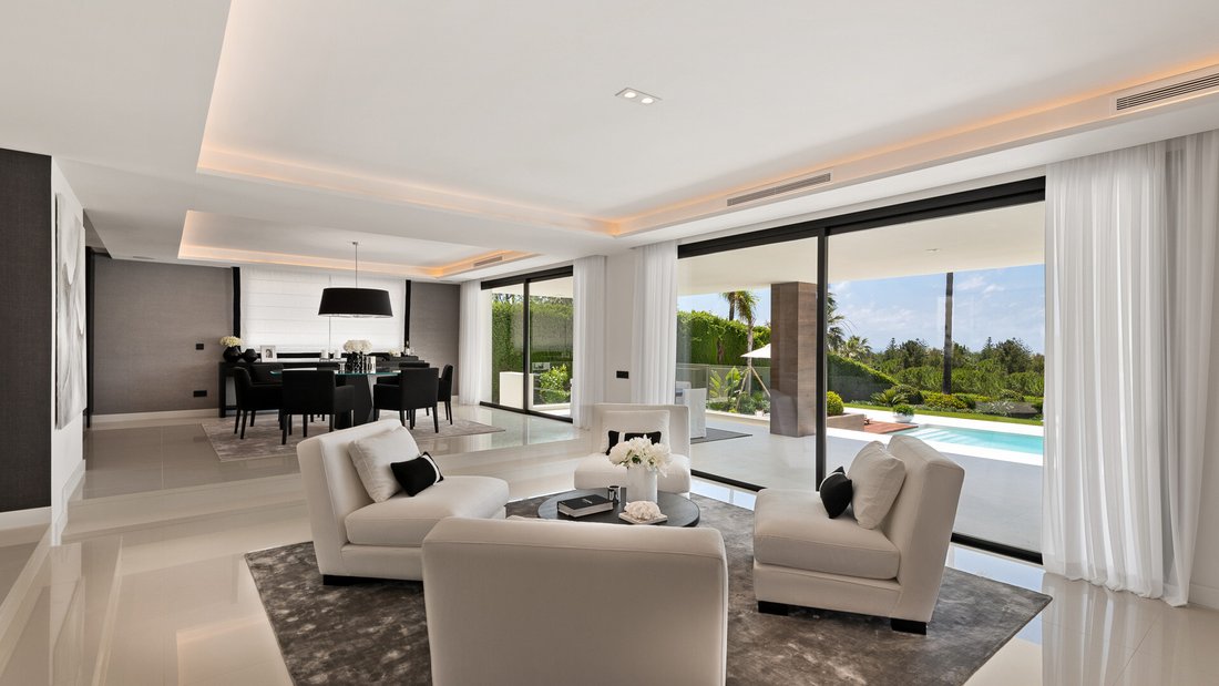 Villa in Nueva Andalucia, Marbella, Spain 5 - 16483559