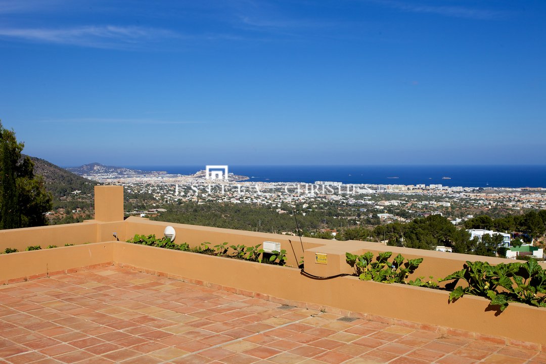 Villa in Sant Josep de sa Talaia, Balearic Islands, Spain 2 - 16482044