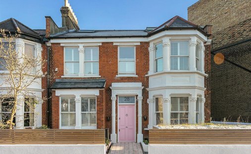 House in Ravenscourt Park, Hammersmith and Fulham, England 1