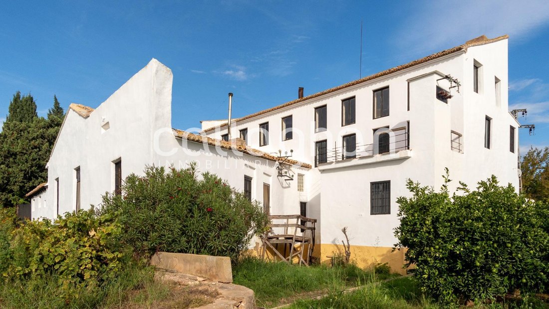 Villa in Lliria, Valencian Community, Spain 1 - 16482045