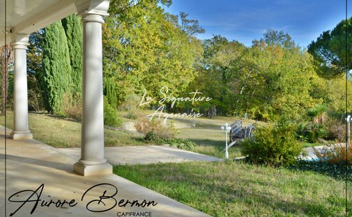 Agen Charming Estate With Manor House, Caretaker's House, Barn For Events, River, Lake 19 Hectares