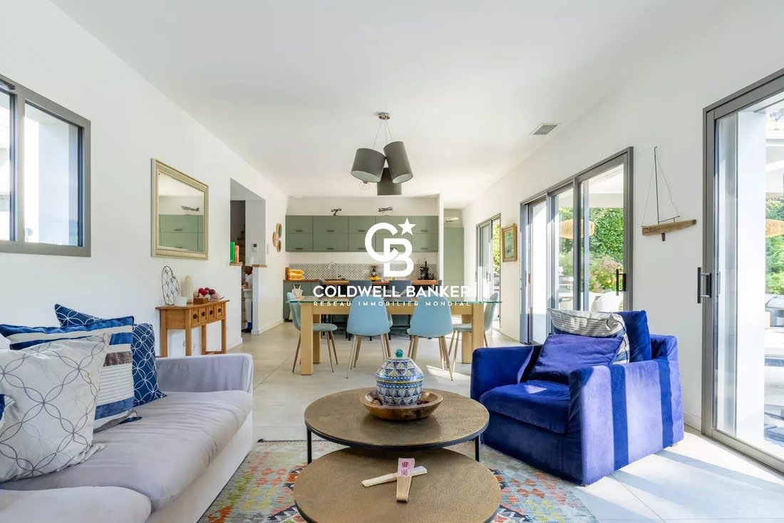 Villa in Soorts-Hossegor, Nouvelle-Aquitaine, France 3 - 16479076