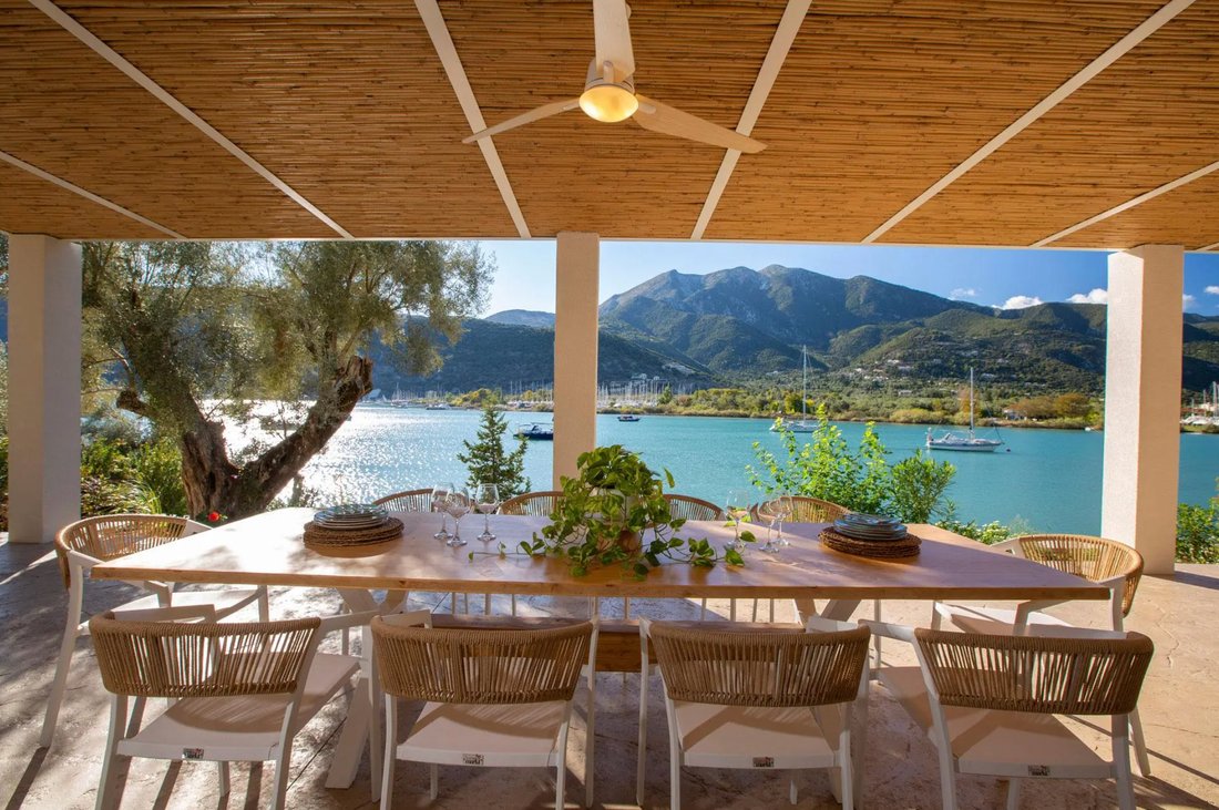 Villa in Bluxou, Ellomenos, Greece 4 - 16480976
