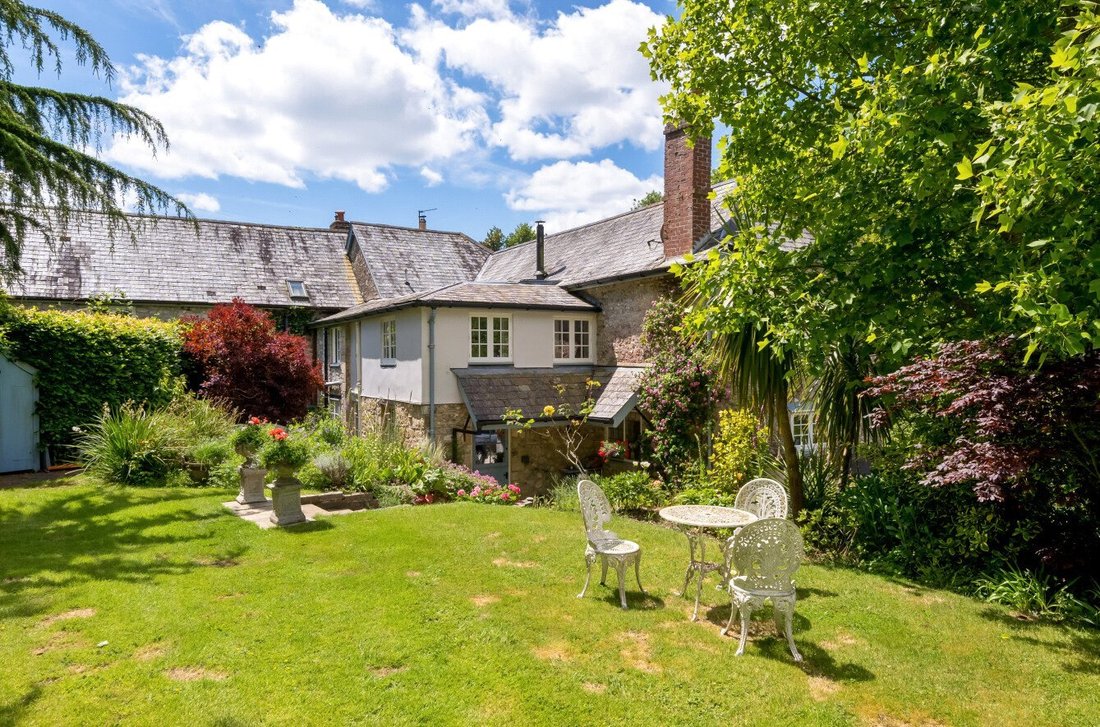 House in Combpyne (Combpyne Rousdon), Combpyne, England 4 - 16482054