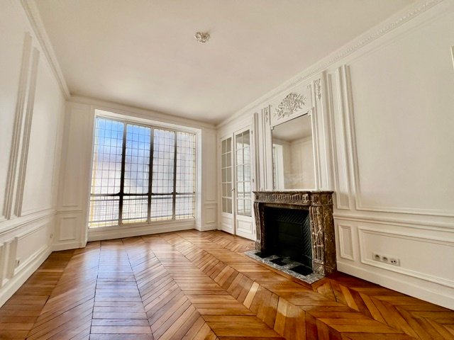 Apartment in Saint Placide, Paris 6e Arrondissement, Paris 4 - 16482106