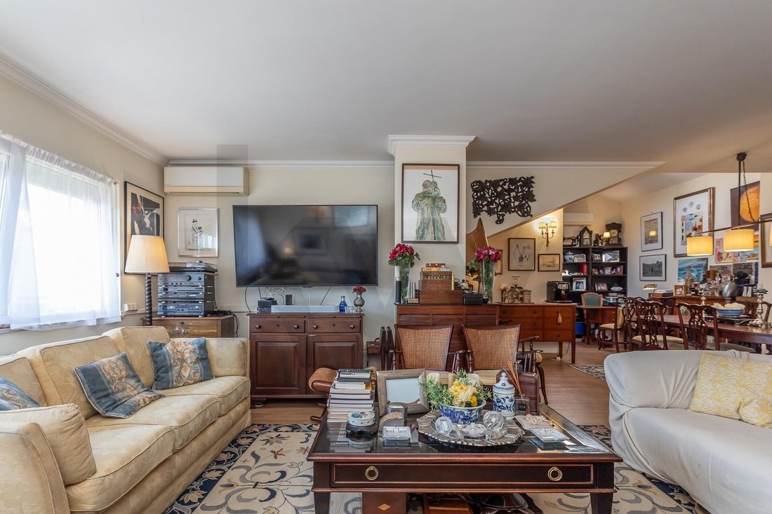 Apartment in Carnide, Lisbon, Portugal 1 - 16483968