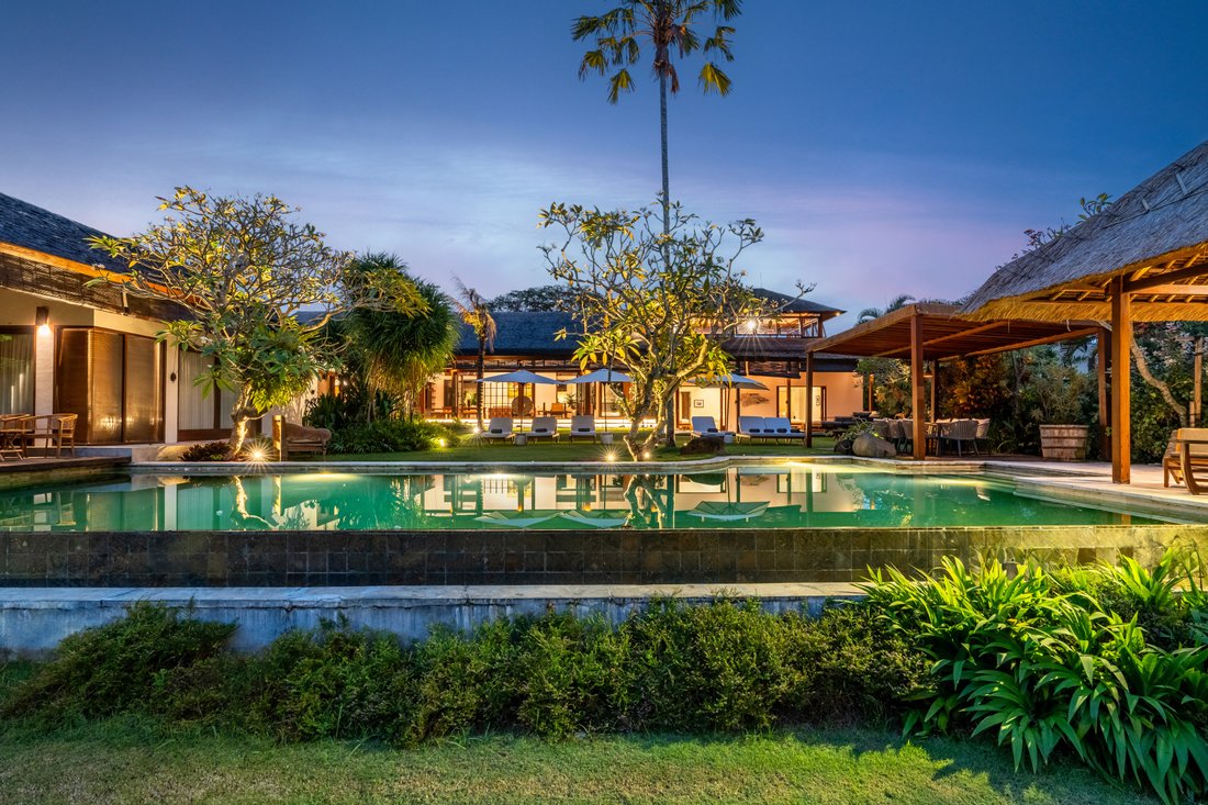 Villa in Kecamatan Mengwi, Bali, Indonesia 1 - 15147300