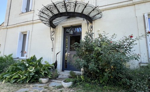 Castle for Sale in Saumur, Pays de la Loire, France
