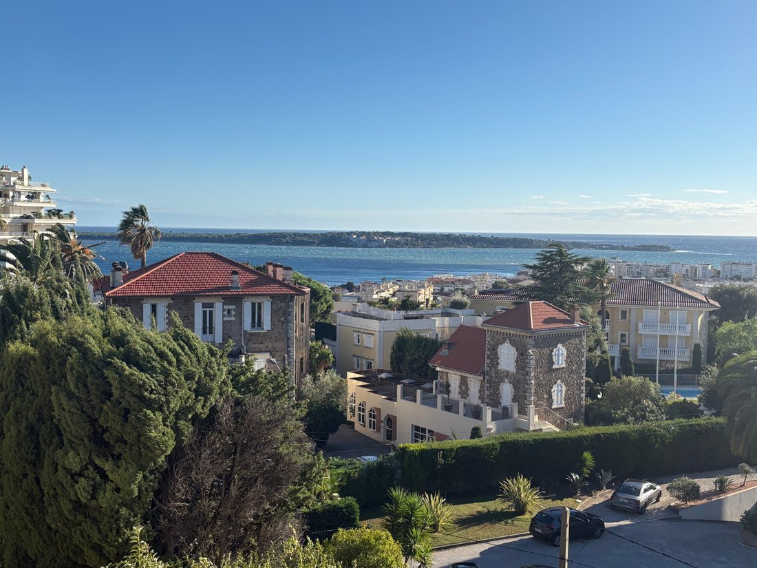 Apartment in Montfleury, Cannes, France 2 - 16482139