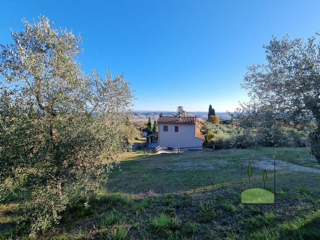 Villa in Chianni, Tuscany, Italy 3 - 16482095
