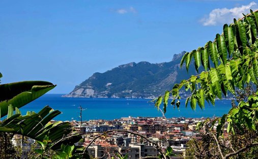 Villa à Frazioni Alte, Salerno, Campanie 1