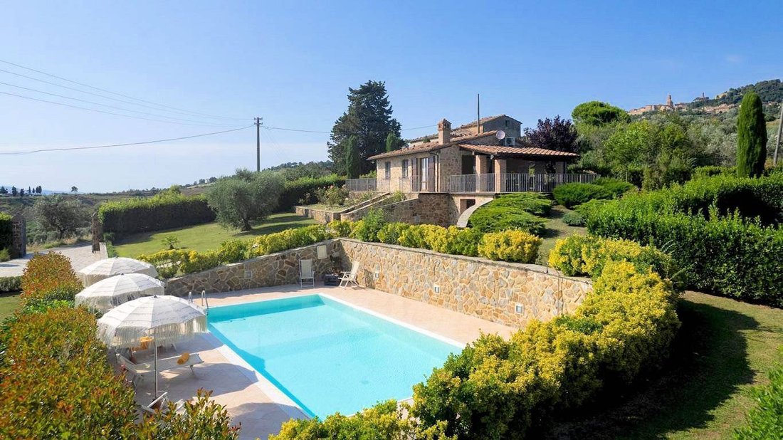 Country House in Volterra, Tuscany, Italy 2 - 16482681
