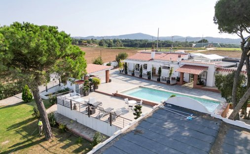 Casa de Campo en Massanet de la Selva, Cataluña, España 1