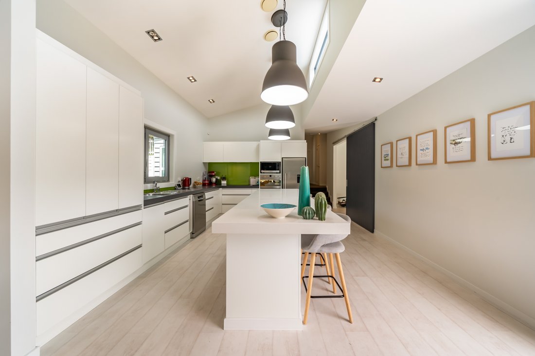 Upper Hutt, Wellington, New Zealand 3 - 16479361