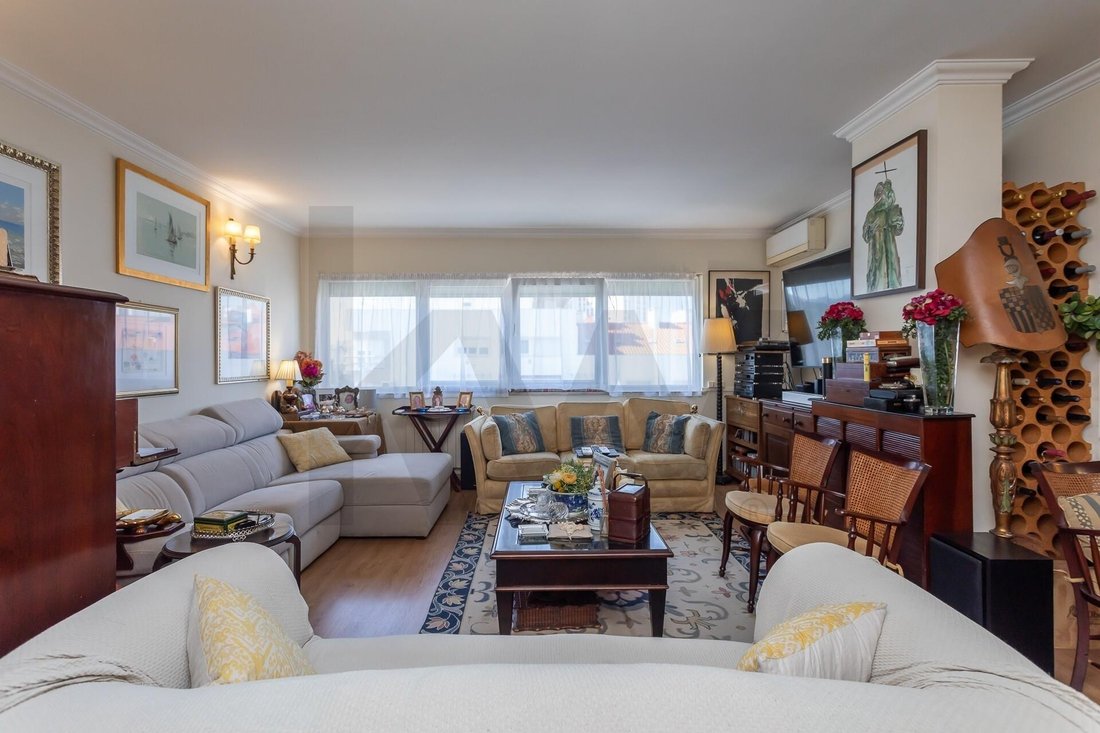 Apartment in Carnide, Lisbon, Portugal 2 - 16483968