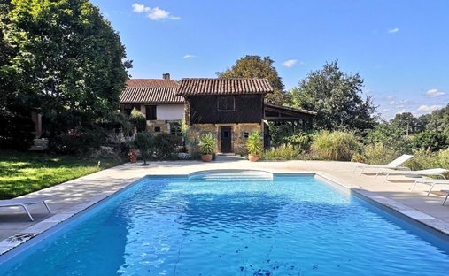 Gers Château Of 1300m² On 5 Hectares