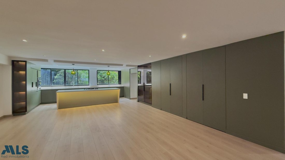Apartment in Medellín, Antioquia, Colombia 3 - 16484013