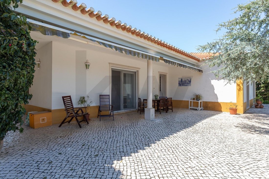 Townhouse in Mafra, Lisbon, Portugal 1 - 16483925