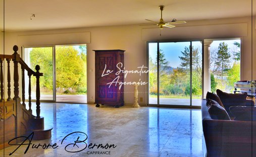 Agen Charming Estate With Manor House, Caretaker's House, Barn For Events, River, Lake 19 Hectares