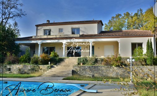 Agen Charming Estate With Manor House, Caretaker's House, Barn For Events, River, Lake 19 Hectares