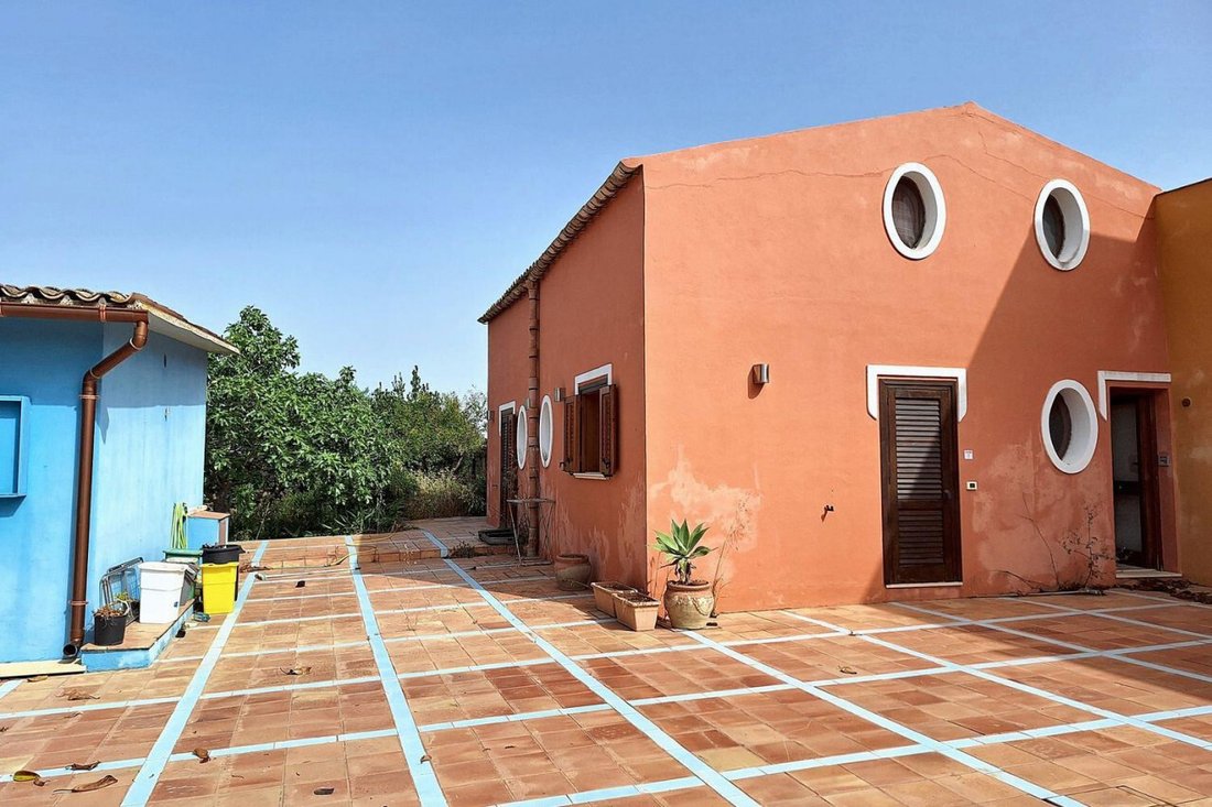 Apartment in Locogrande, Sicily, Italy 2 - 16483028