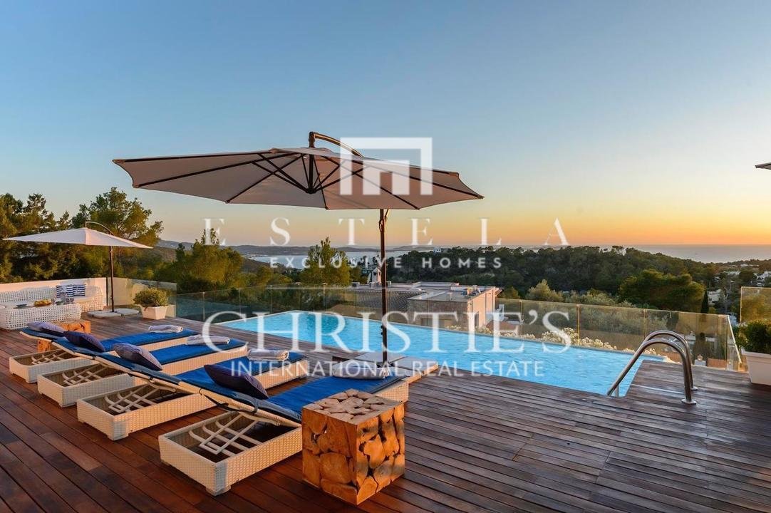 Villa in Sant Antoni de Portmany, Balearic Islands, Spain 1 - 16482009