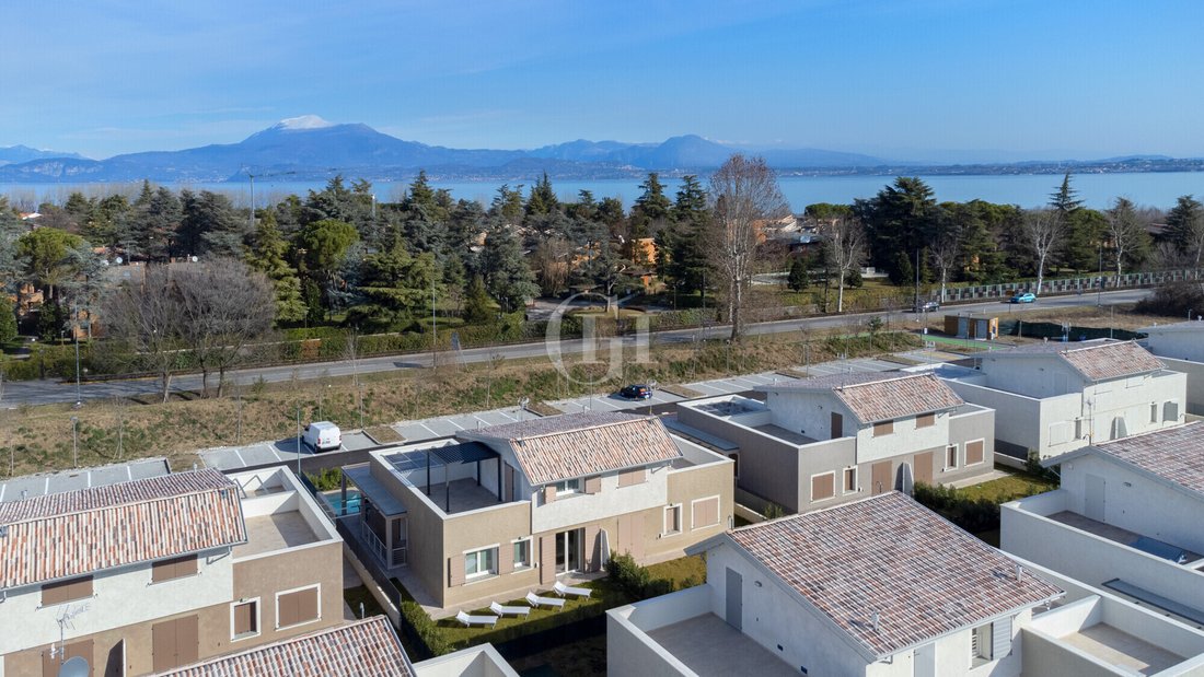 Villa in Punta Grò - Chiodi - Rovizza, Sirmione, Lombardy 5 - 11499053