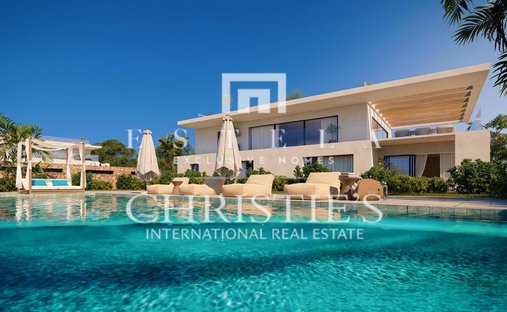 Villa in Cap Martinet, Santa Eularia des Riu, Balearic Islands 1