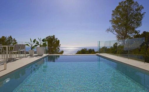 Villa in Chiva, Valencian Community, Spain 1